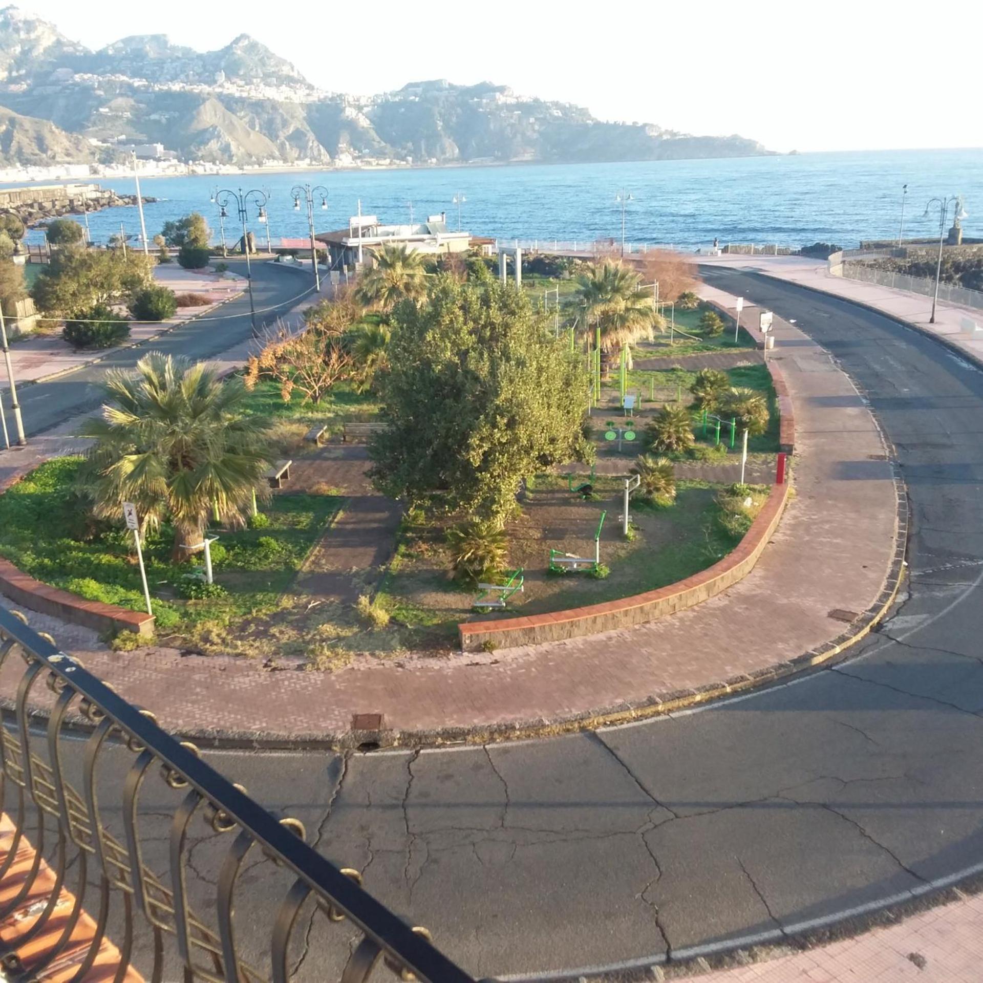 Hotel Orpheus Giardini-Naxos Zewnętrze zdjęcie